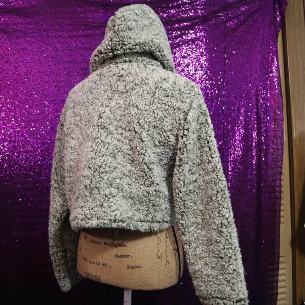 CROPPED FLEECE HOODIE Sz XS Green Sage Super Soft Cozy Boho Soft Grunge - Picture 3 of 7
